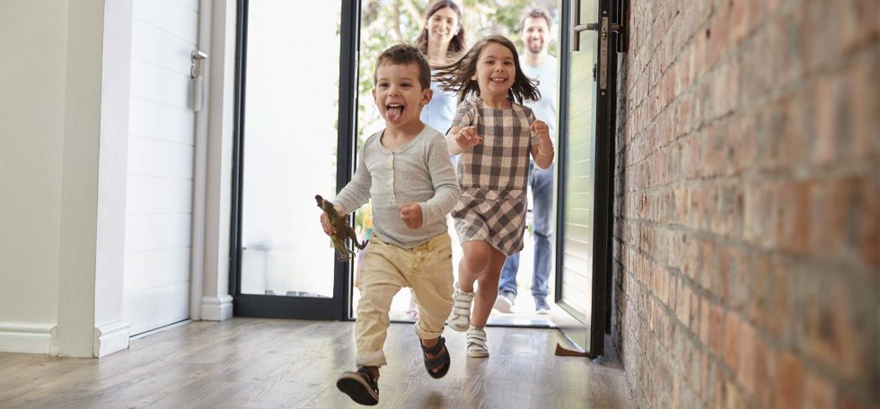 BEGA Gruppe der größte Anbieter von zerlegten Möbeln für die Bereiche